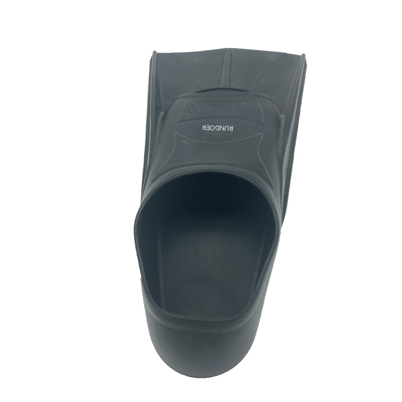 Silicone Kids Swim Fins Comfortable Silicone Flippers for Swimming and Diving Shoes