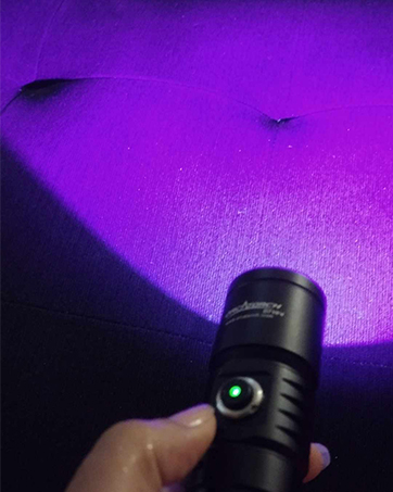 ORCATORCH D710V UV LIGHT